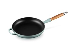 Le Creuset Koekenpan Signature met Houten handvat 'Sea Salt' Ø26cm